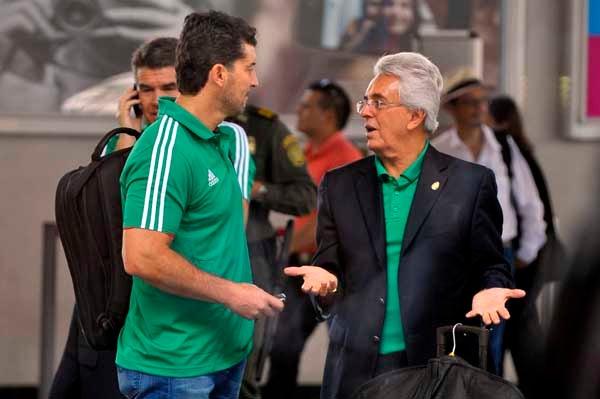 El Chepo de la Torre y Justino Compeán continúan de gira con los Sub-20. FOTO: CIRO GUTIÉRREZ