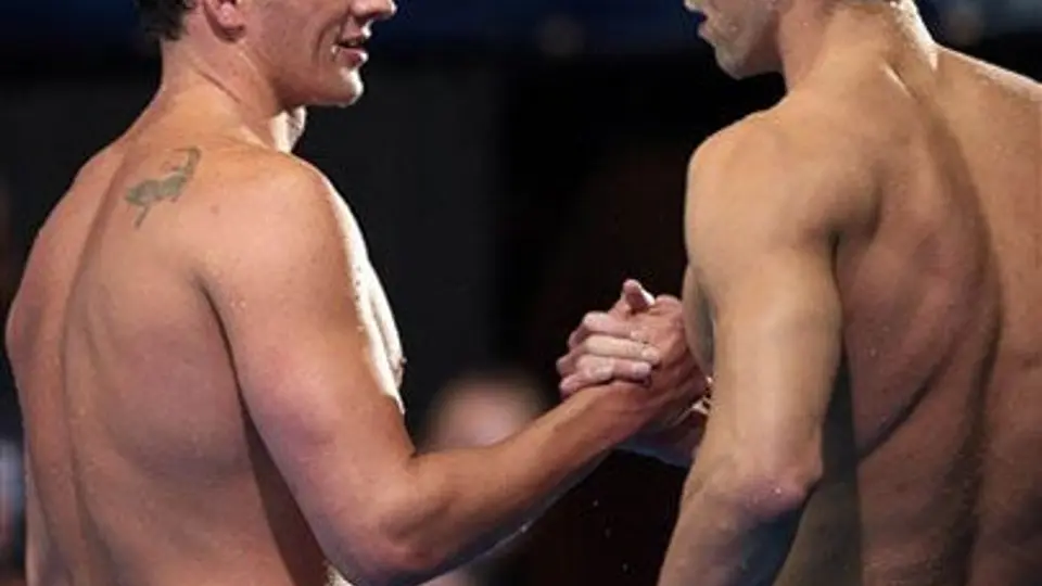 Lochte y Phelps avanzan en 200 estilo libre