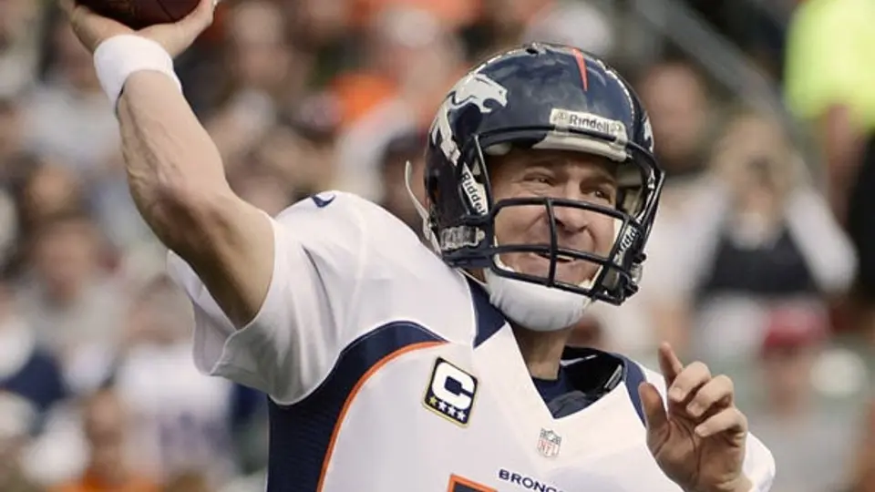 Manning y Luck, con números similares