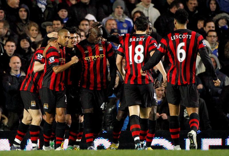 Mario Balotelli festeja gol. FOTO: EFE