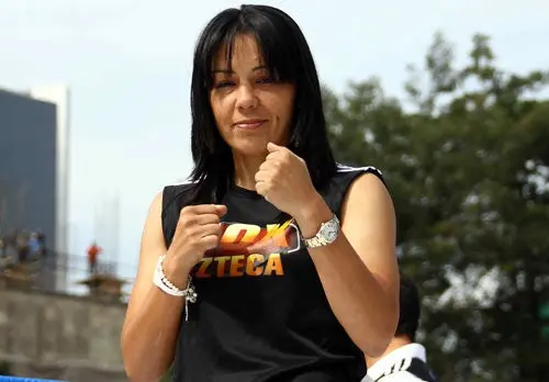 Lisa Brown y Jackie Nava superan la báscula
