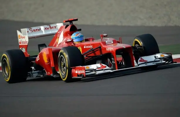 'Competiré contra el director técnico de Red Bull, no contra Vettel': Alonso