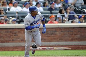 Dodgers derrotan a Mets en regreso de Uribe como vuelacercas