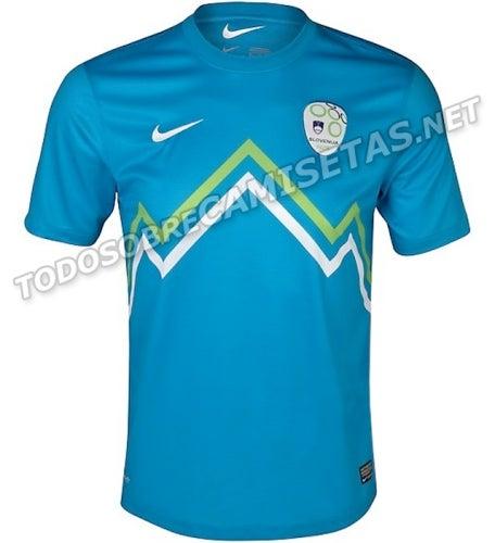 Eslovenia (FOTO: TODOSOBRECAMISETAS.NET)