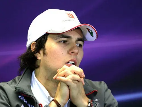 Checo, triste por no poder sumar en Abu Dhabi
