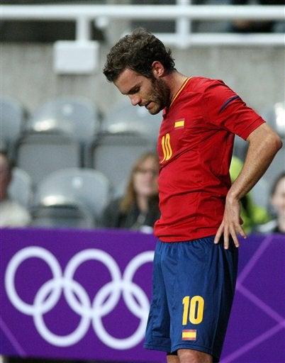 Juan Mata se lamenta la eliminación de la 'Rojita' | AP