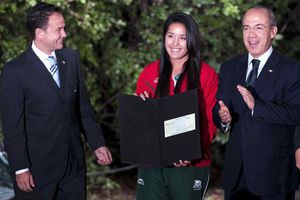 Medallistas reciben pensión vitalicia