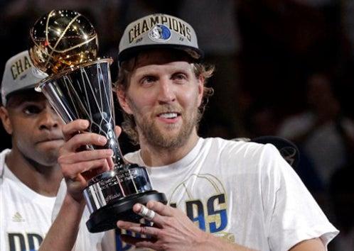 Dirk Nowitzki fue nombrado el MVP (FOTO: AP)