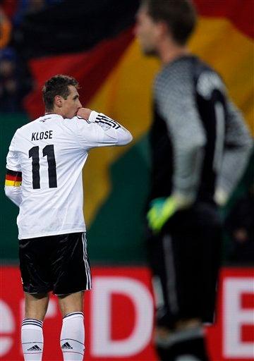 Klose celebre el segundo tanto de Alemania. FOTO: AP