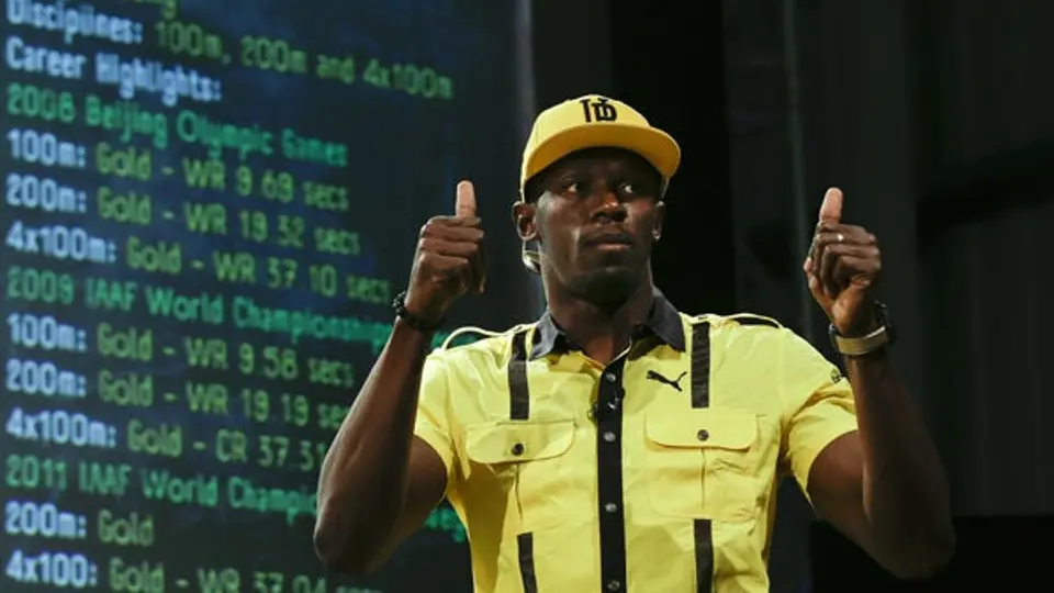 Bolt confiesa lesión en la espalda