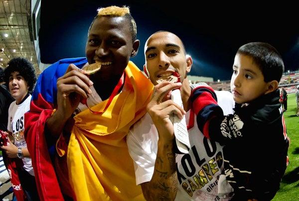 La familia de cada jugador estuvo presente en la celebración| CÉSAR VICUÑA