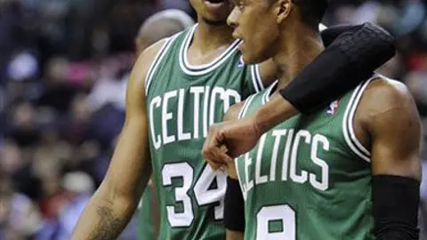 Celtics consiguen su primer triunfo gracias a Pierce