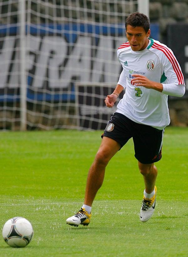 Héctor Moreno entrena en el CAR | CIRO GUTIÉRREZ
