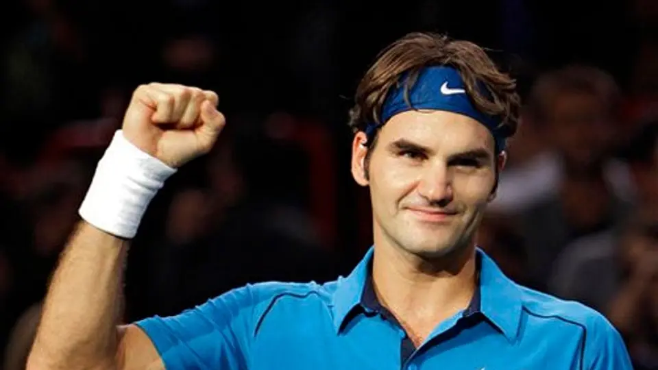 Federer alcanzó las 800 victorias y avanza a semis en Francia