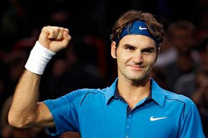 Federer alcanzó las 800 victorias y avanza a semis en Francia