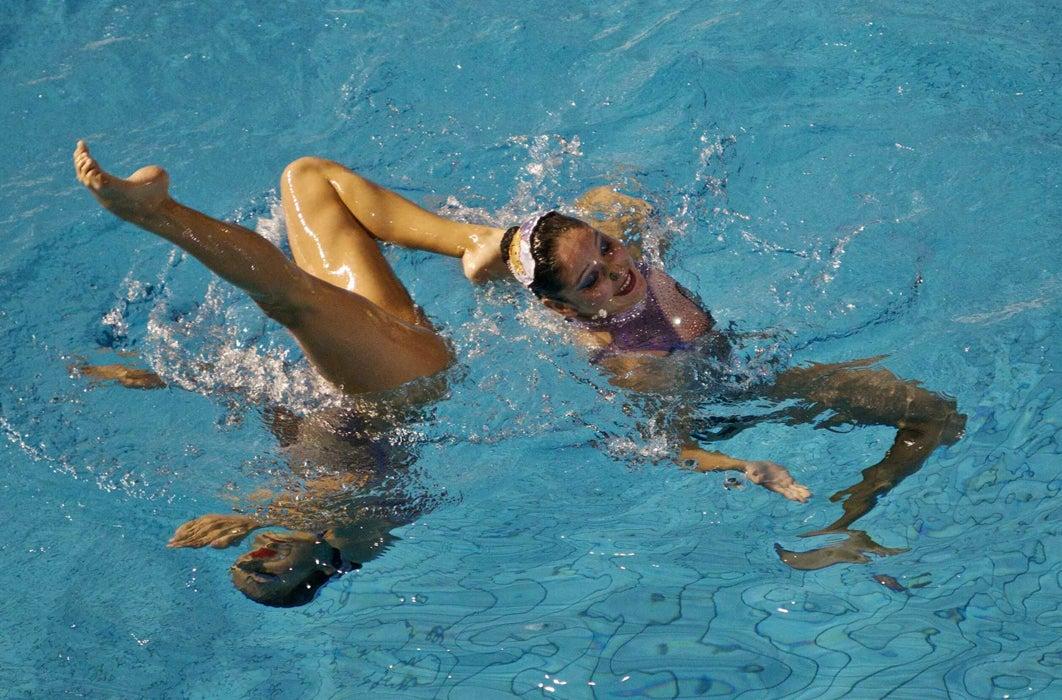 Las mexicanas Nuria Diosdado y Blanca Delgado durante la competencia. FOTO: MEXSPORT