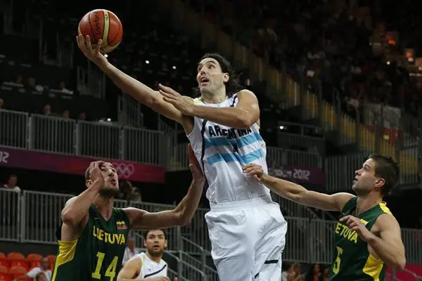 Argentina debuta ganando a Lituania