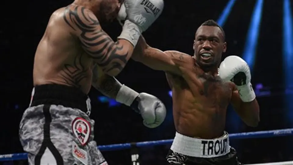 Cotto fracasó en su intento por convertirse en campeón superwelter