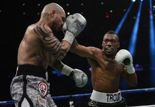 Cotto fracasó en su intento por convertirse en campeón superwelter