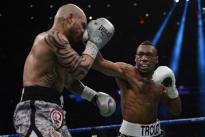 Cotto fracasó en su intento por convertirse en campeón superwelter