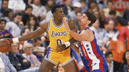 Muere el exjugador Orlando Woolridge