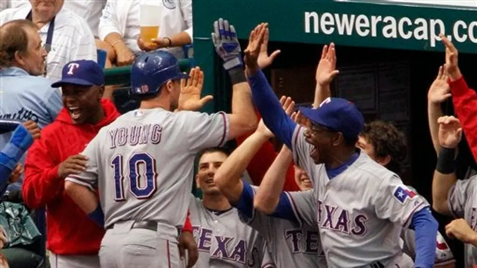 Rangers luce imponente; vence a las Rayas y se pone 2-0 en la serie