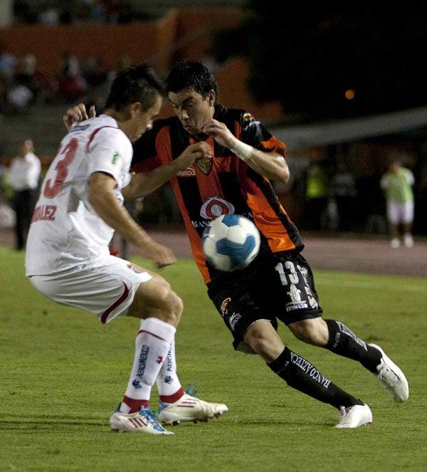 Fue un partido muy disputado. FOTO: MEXSPORT