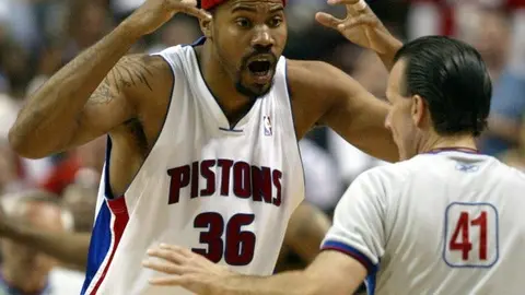 La NBA impondrá multas por fingir faltas ?
