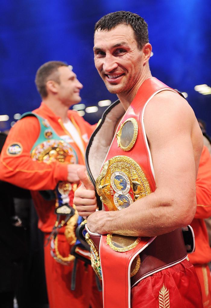 Finalmente Vladimir Klitschko ganó por decisión unánime. FOTO: EFE