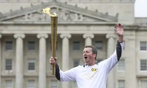 La Antorcha Olímpica inicia recorrido en Irlanda del Norte