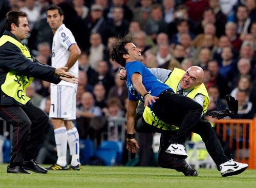 Real Madrid mantiene paso perfecto en Champions