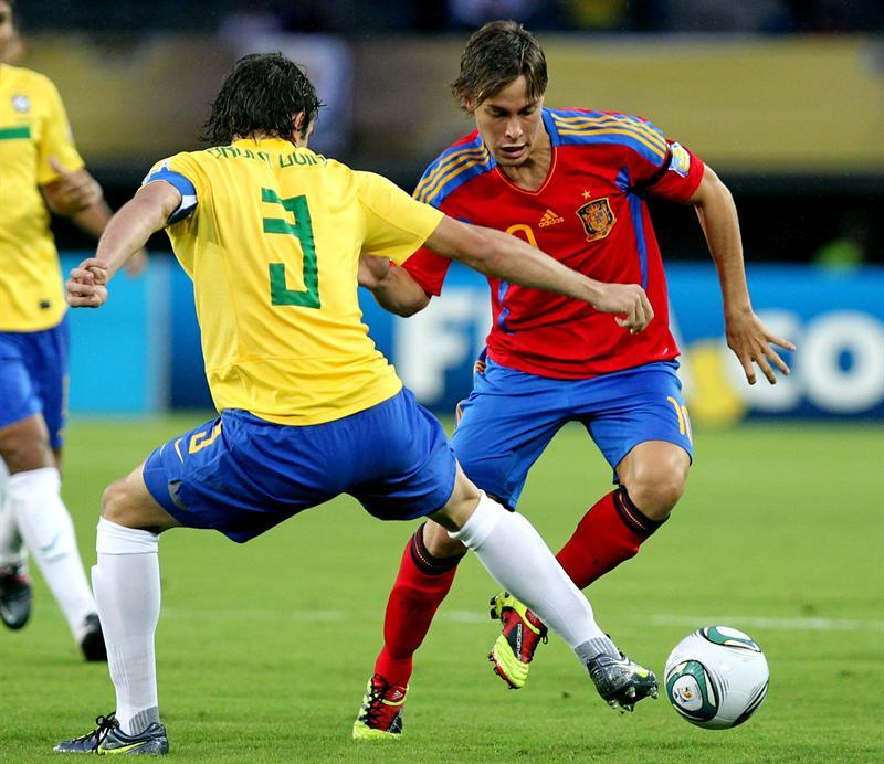 España y Brasil enfrentan un duro enfrentamiento para definir quien peleará con México la Semifinal. FOTO: EFE