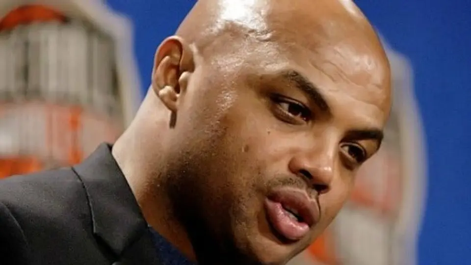 'LeBron no podrá con Gasol y Howard': Barkley