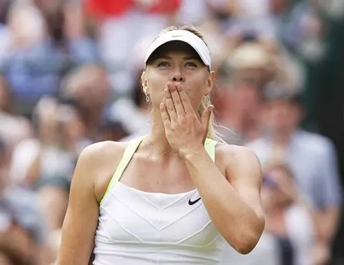 Sharapova barre a Hsieh y avanza a cuarta ronda