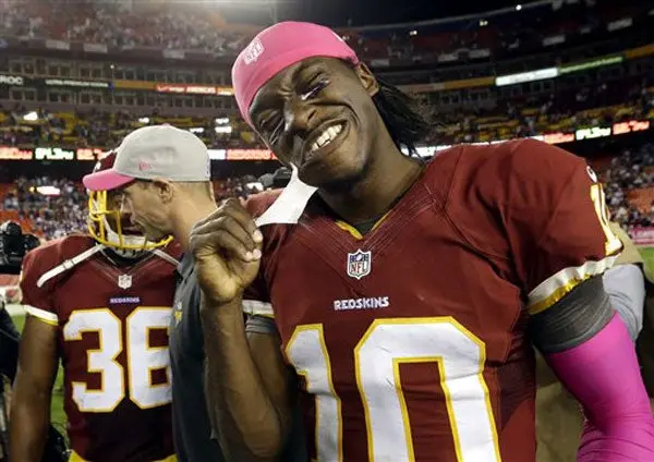 Quarterbacks novatos dominan la NFL