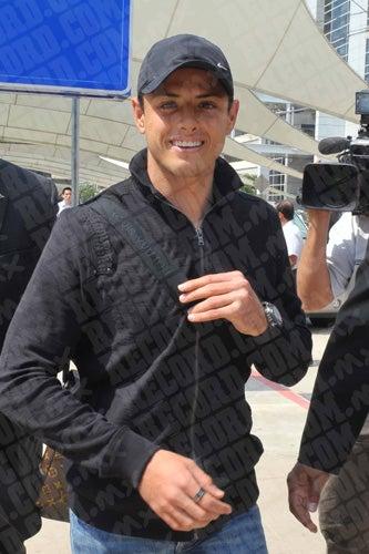 Javier Hernández arribó a EU, para sumarse al Tri y encarar la Copa Oro (FOTO: ULISES BRAVO)