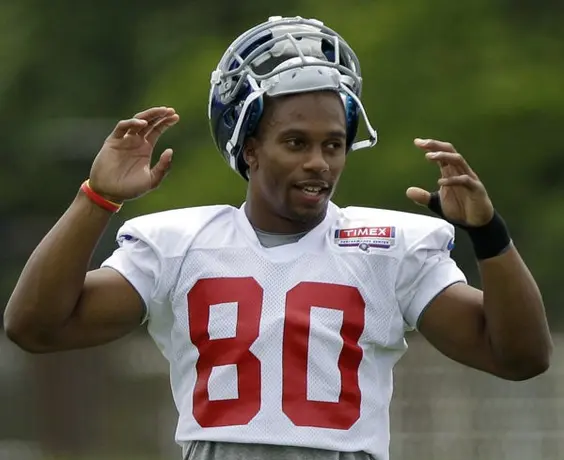 Víctor Cruz la nueva celebridad de la NFL