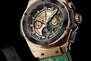 Sulaimán, emocionado por la subasta de relojes del CMB