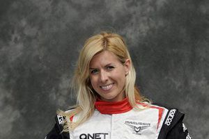 Pilotos de F1 lucen una estrella para animar a De Villota