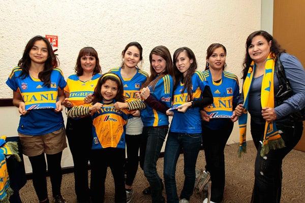 La Familia Fernández que viajó desde San Nicolás. FOTO: DANIEL GÁMEZ