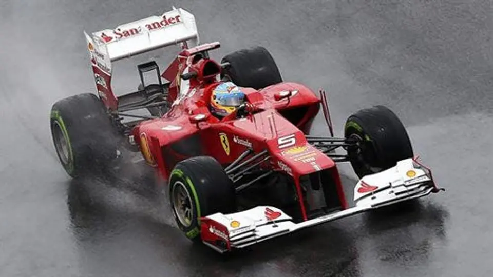 Alonso se queda con la 'pole' en Alemania