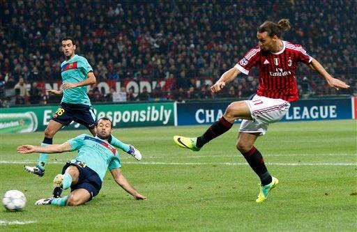 Zlatan Ibrahimovic abre el marcador frente al Barcelona. FOTO: AP
