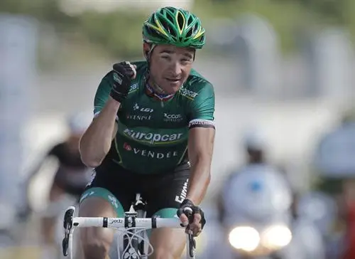 Voeckler triunfa en la décima etapa de la Tour