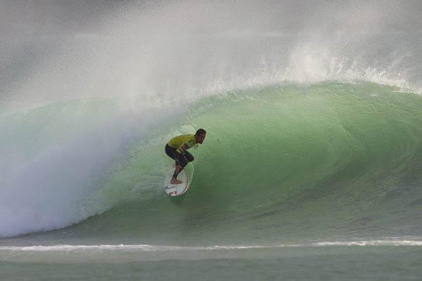 Travis Logie durante el evento RipCurl en Portugal | EFE