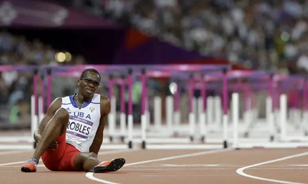 Robles se lesiona en la Final de los 110m con vallas