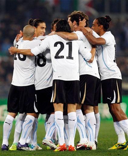 Uruguay celebra ventaja sobre Italia. FOTO: AP