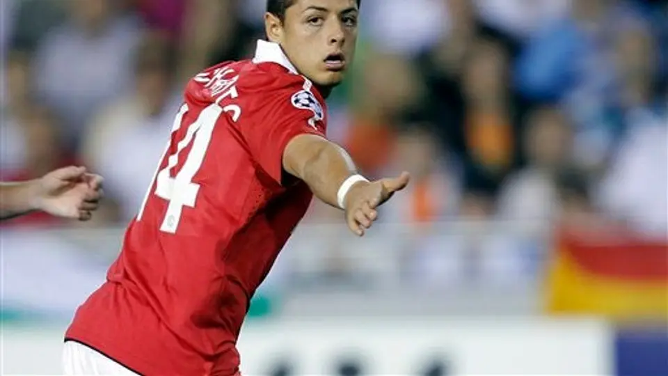 Chicharito anotaría sin problemas 25 goles en 35 partidos: Gary Neville