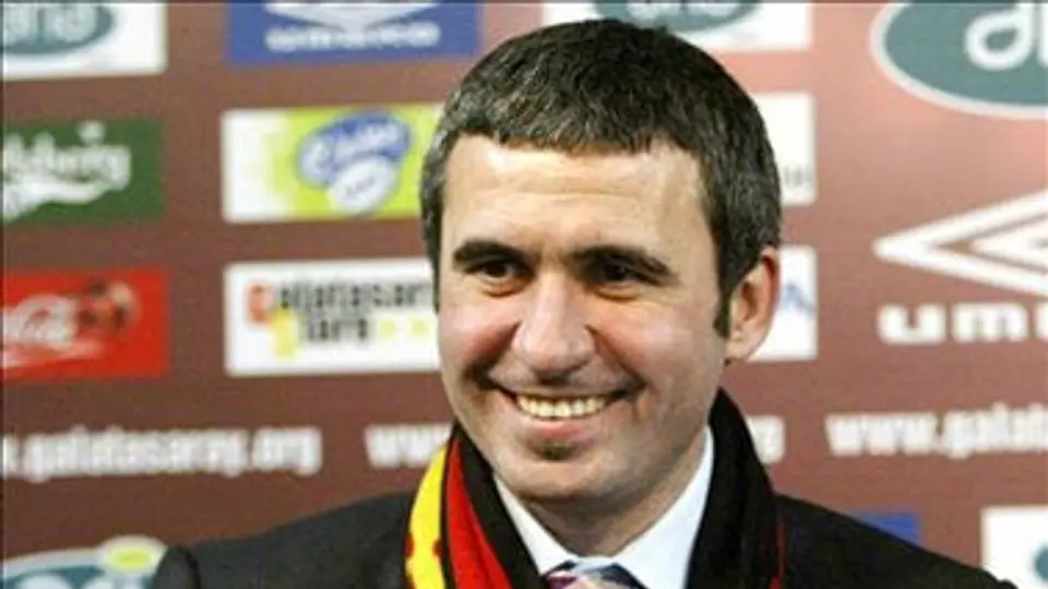 Galatasaray contrata a Hagi como técnico