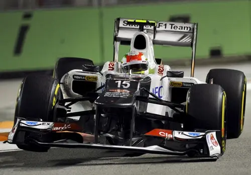 Con velocidad no podremos': Checo'