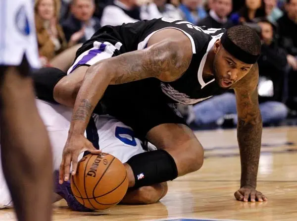 Kings suspende a jugador por indisciplina
